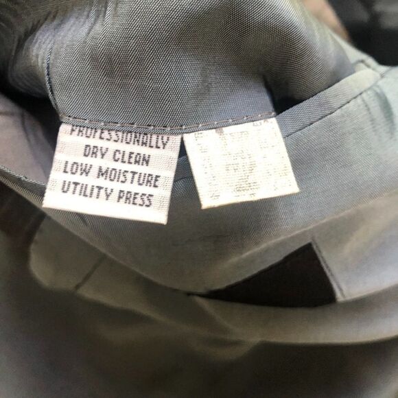 HUGO BOSS Jacket, Gray with Pinstripes, 44L - Picture 5 of 7